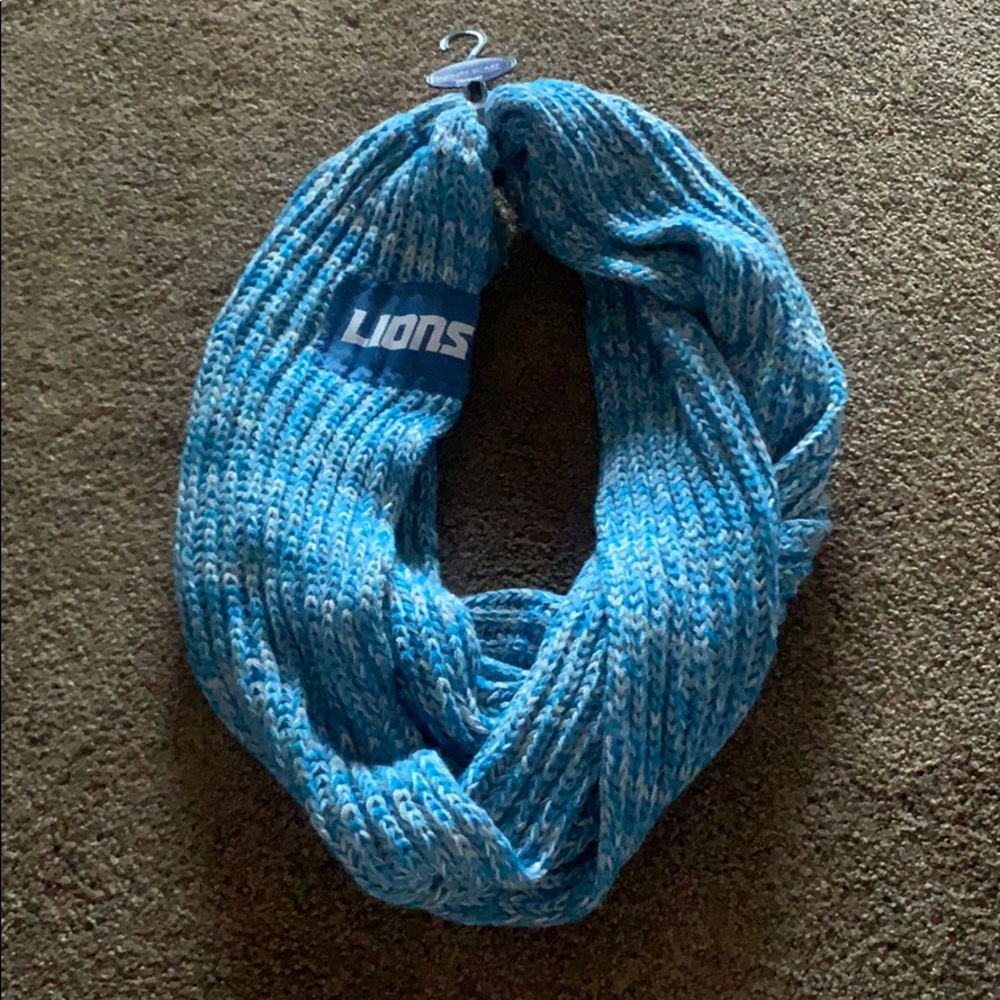 Detroit Lions infinity scarf